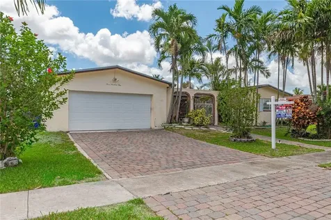 401 NW 96th Avenue Pembroke Pines FL 33024