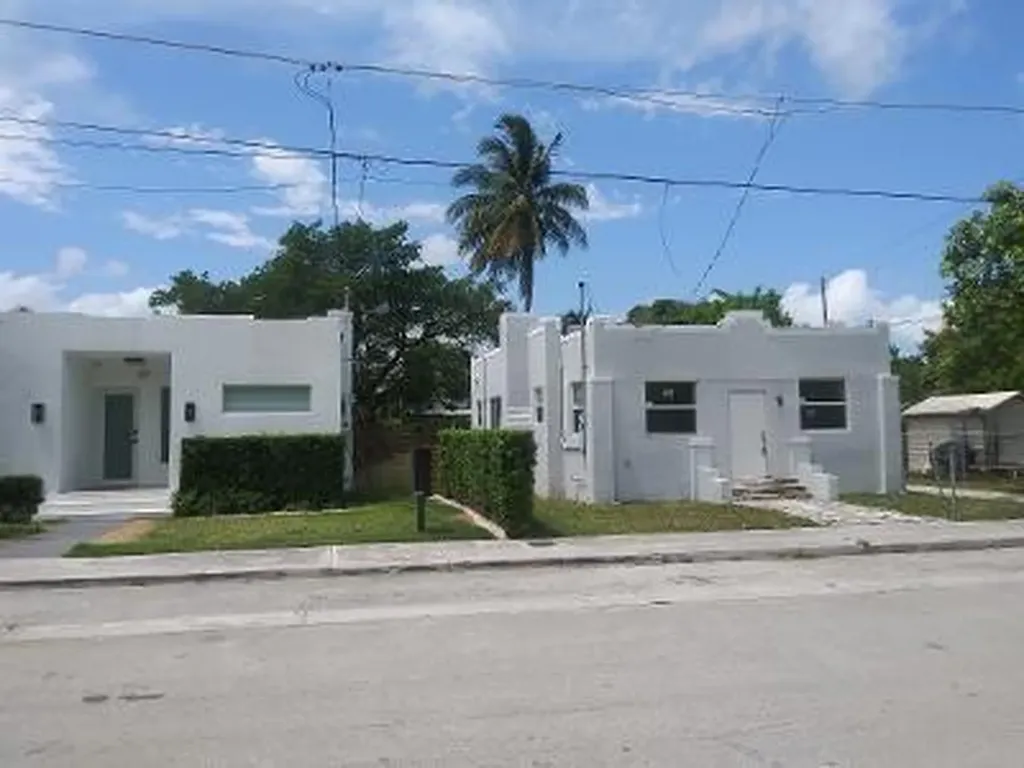 317 NW 39th Street Miami FL 33127