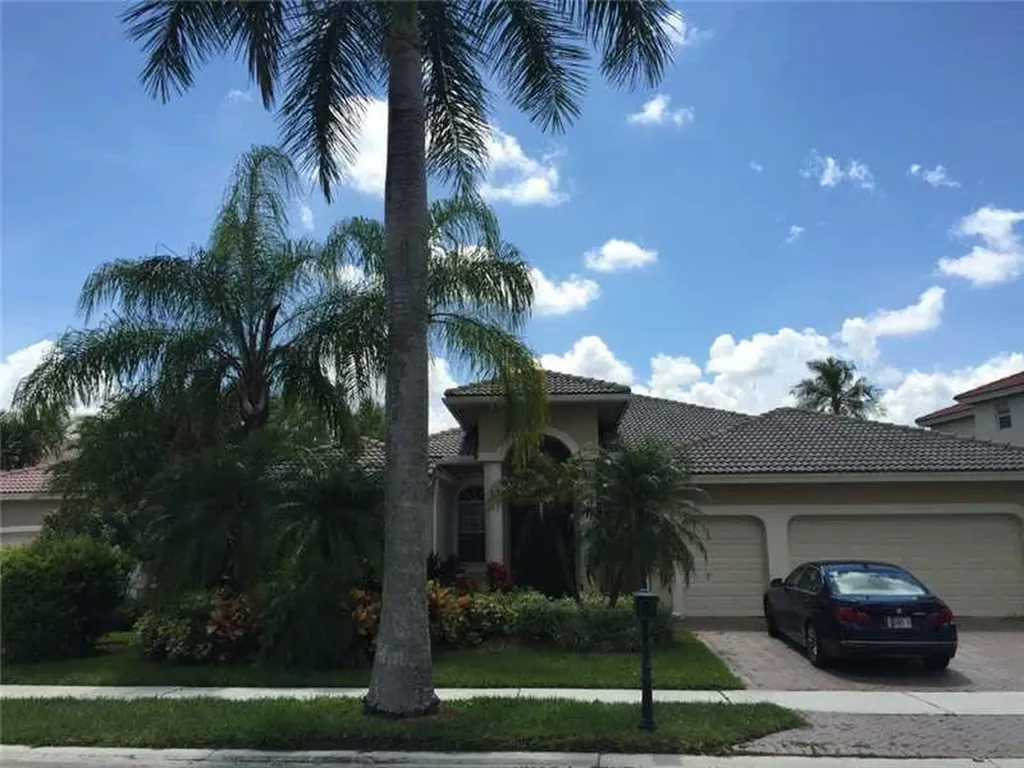 2553 Jardin Way Weston FL 33327