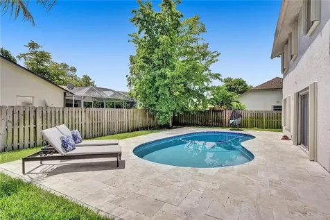 286 NW 79th Avenue Plantation FL 33324