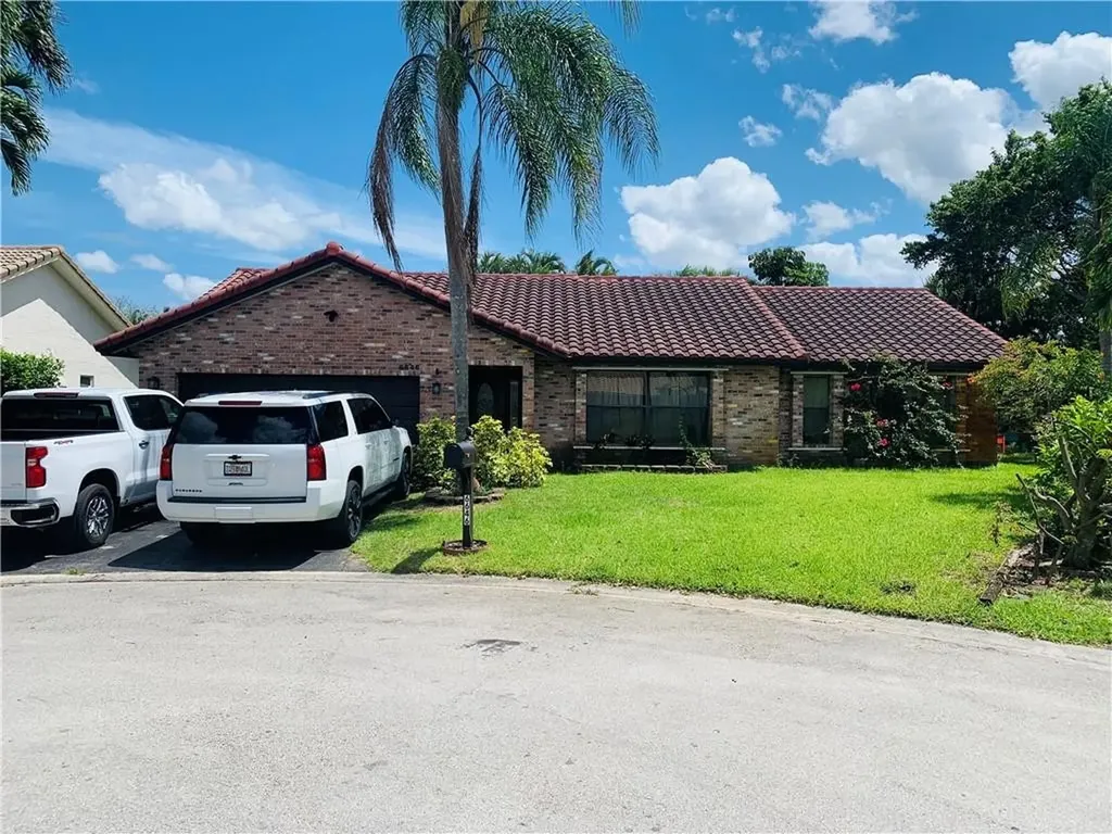 6646 NW 49th Street Coral Springs FL 33067
