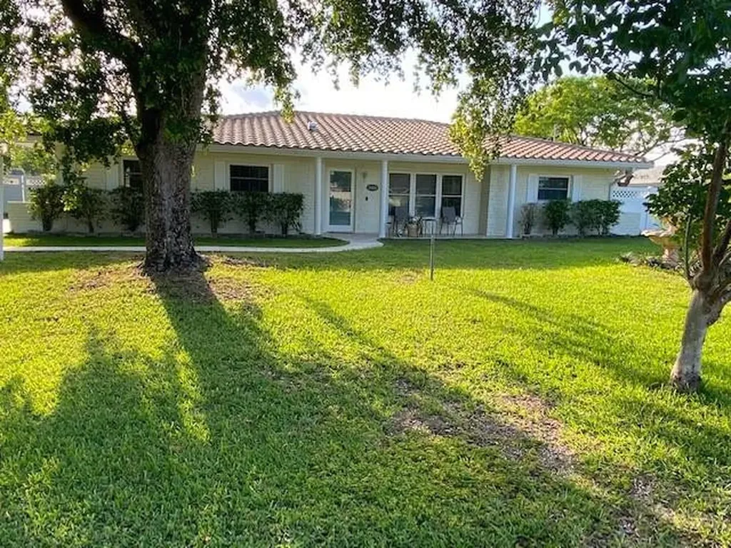 3605 NW 82nd Drive Coral Springs FL 33065