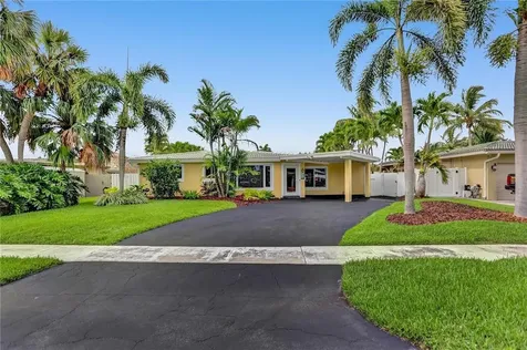 130 SE 13th Street Pompano Beach FL 33060