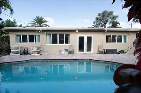 3720 NE 16th Avenue Oakland Park FL 33334
