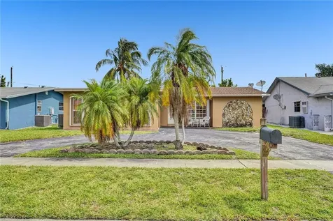 9523 NW 26th Street Sunrise FL 33322