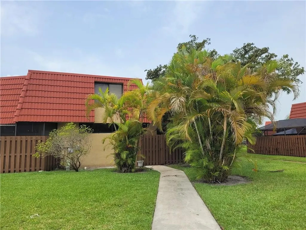 8344 Trent Court Boca Raton FL 33433