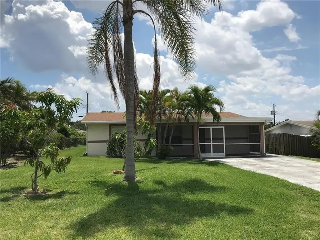 430 SW 1st Street Boca Raton FL 33432
