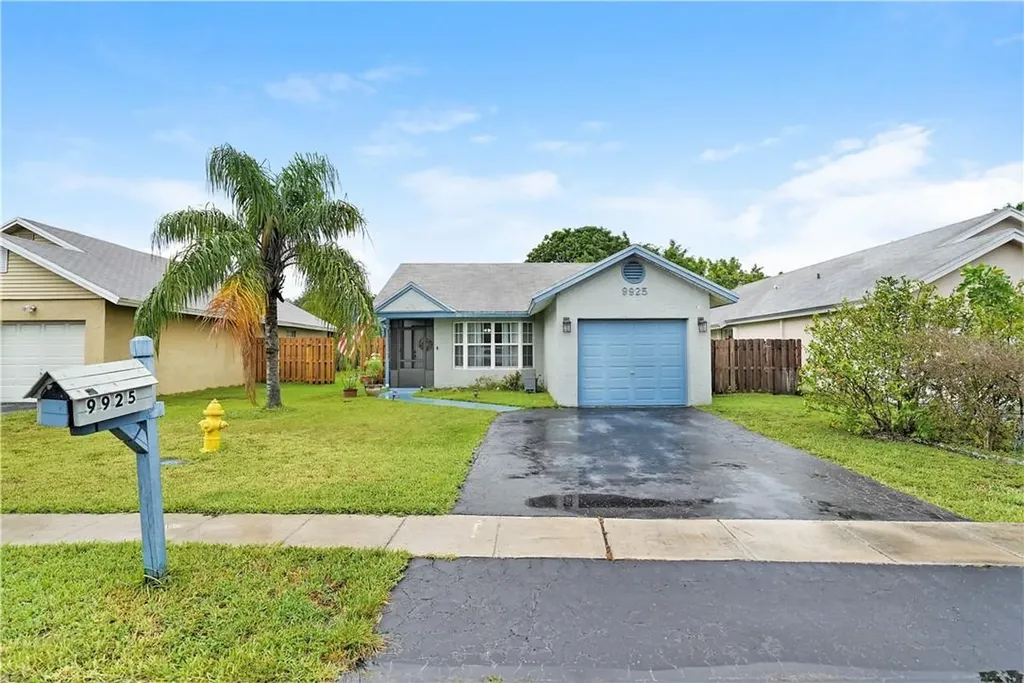 9925 NW 45th Street Sunrise FL 33351