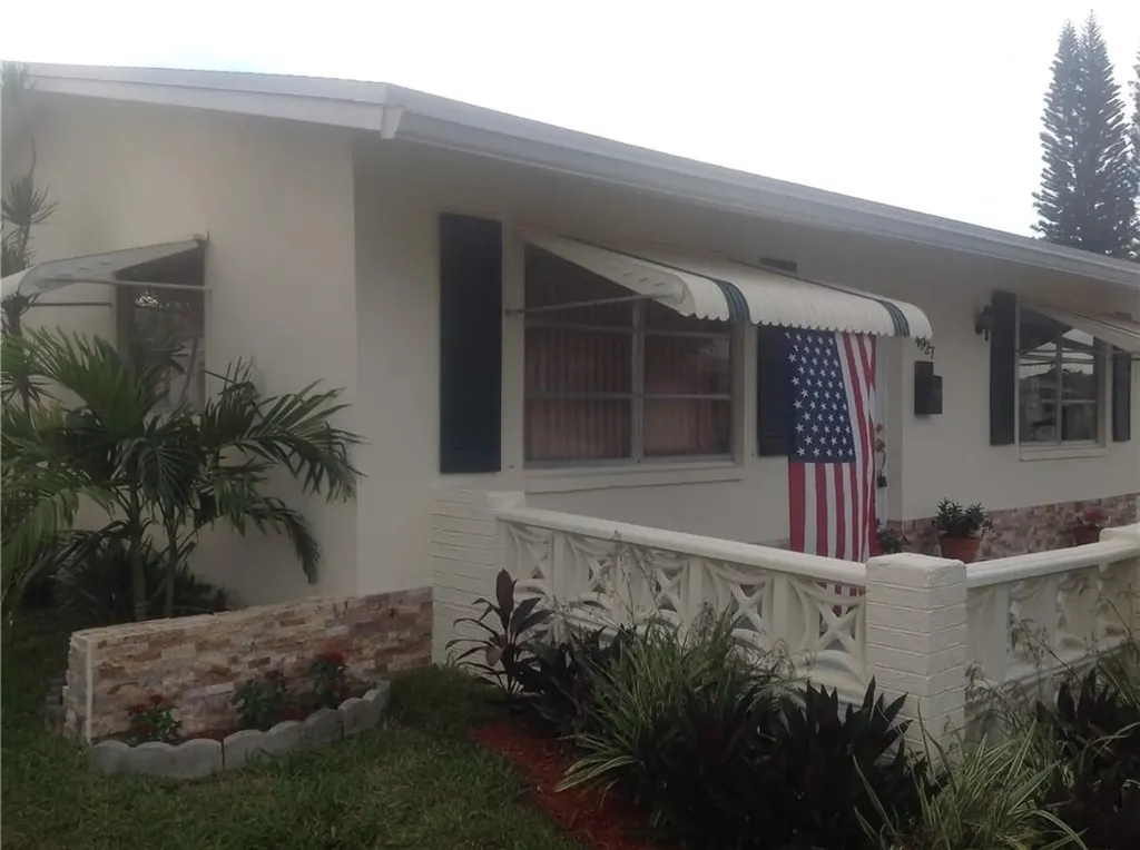 4927 NW 55th Street Tamarac FL 33319