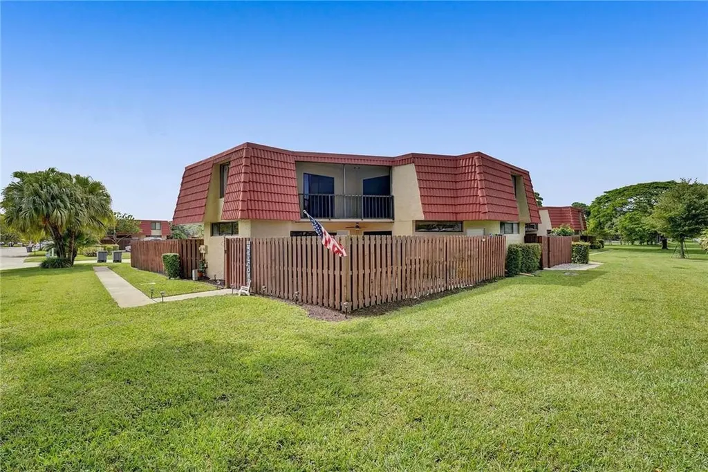 8321 Trent Court Boca Raton FL 33433