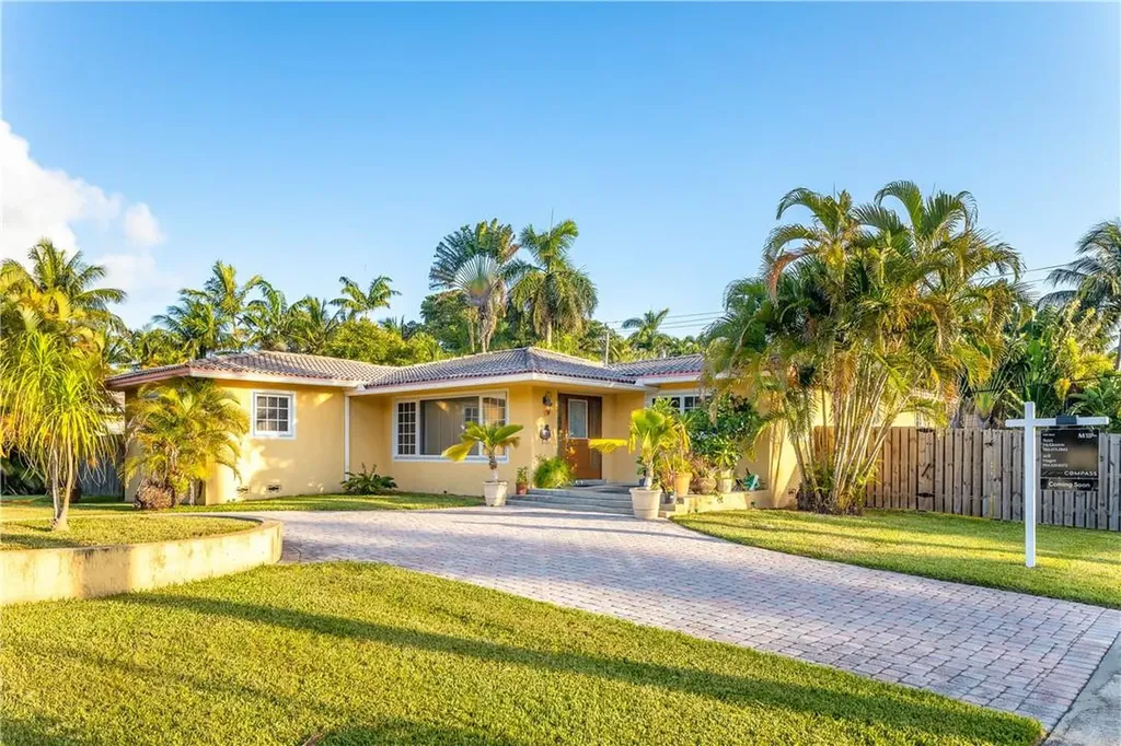1101 Van Buren Street Hollywood FL 33019