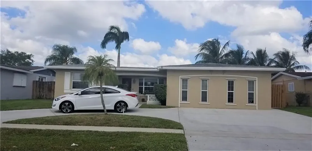 2110 NW 93rd Avenue Pembroke Pines FL 33024