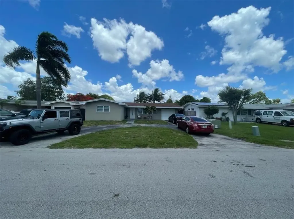 1130 NW 83rd Way Pembroke Pines FL 33024