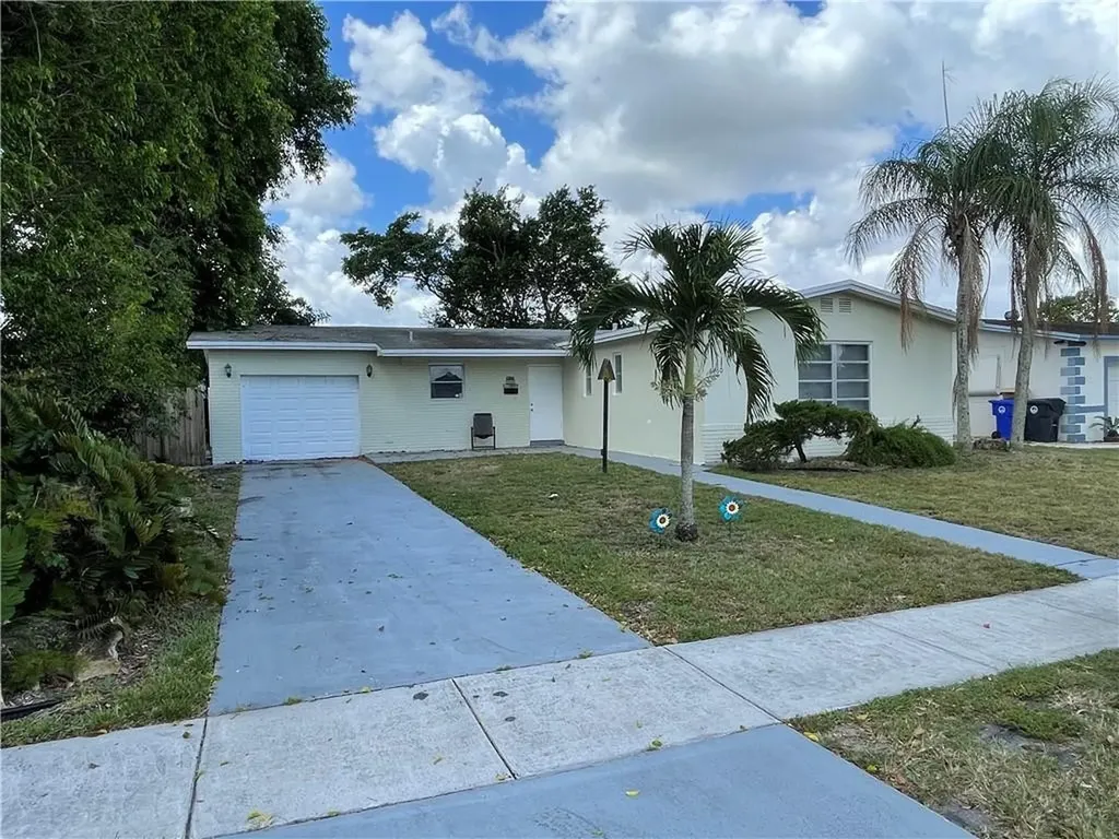 6460 SW 8th Street North Lauderdale FL 33068