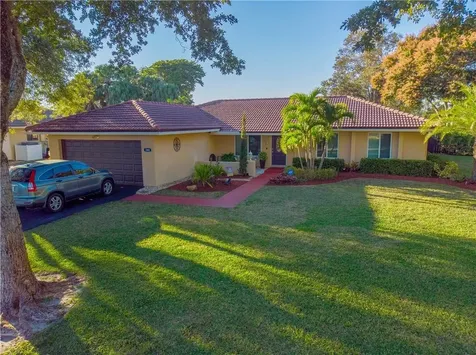 280 NW 87th Terrace Coral Springs FL 33071