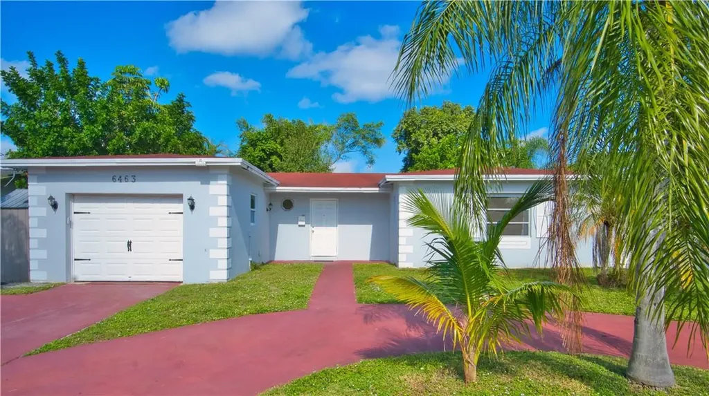 6463 SW 8th Court North Lauderdale FL 33068