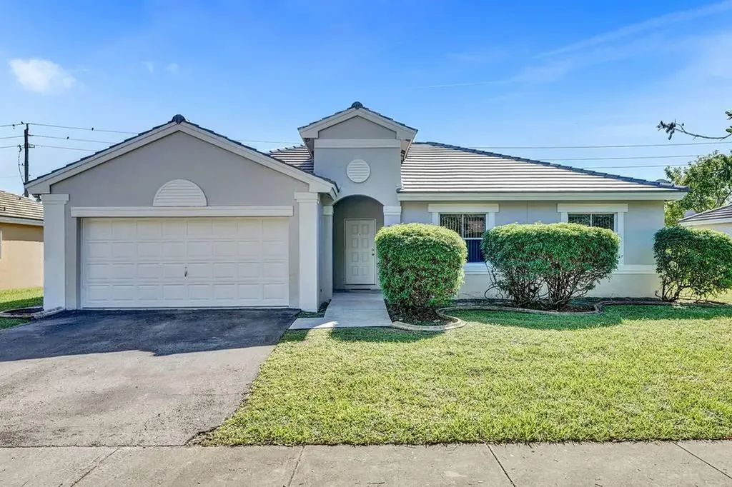 9052 SW 20th Place Miramar FL 33025