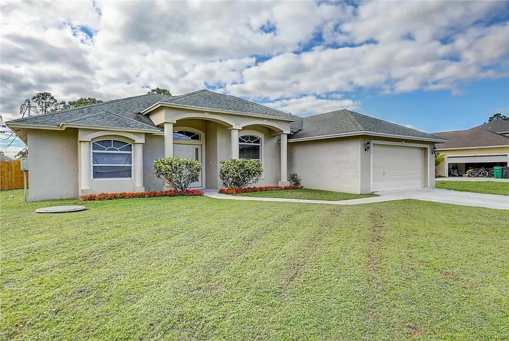 1250 SW Patricia Avenue Port St Lucie FL 34953