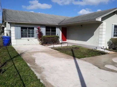 5411 SW 18th Street West Park FL 33023