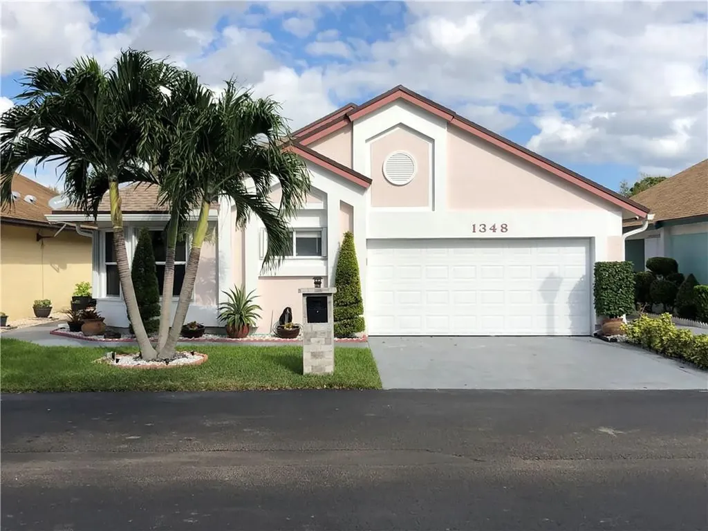 1348 W Glen Oak Road North Lauderdale FL 33068