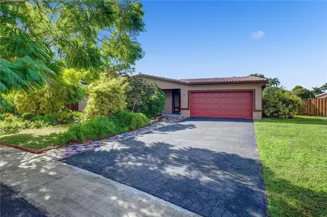 10596 NW 2nd Court Plantation FL 33324