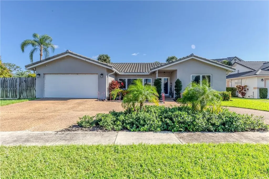 6078 Woodbury Road Boca Raton FL 33433