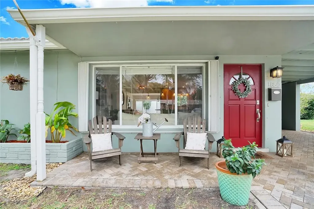 1850 NE 27th Street Lighthouse Point FL 33064