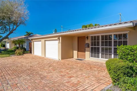 2821 NE 52nd Court Lighthouse Point FL 33064
