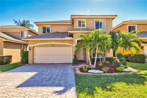 3758 Woodfield Court Coconut Creek FL 33073