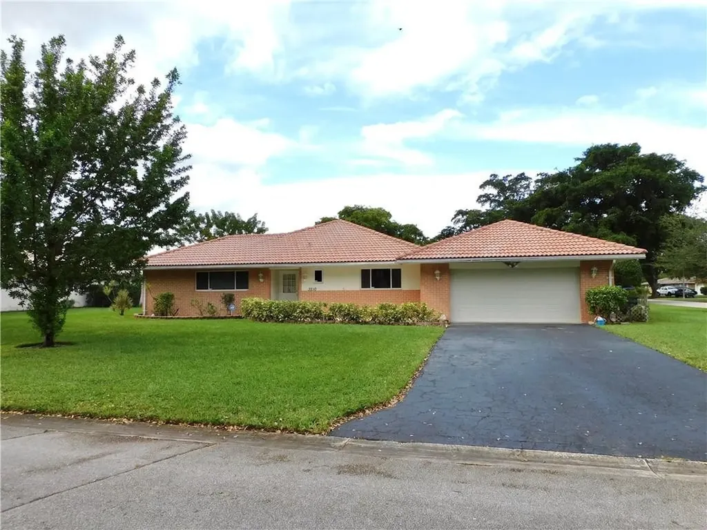 3210 NW 87th Avenue Coral Springs FL 33065