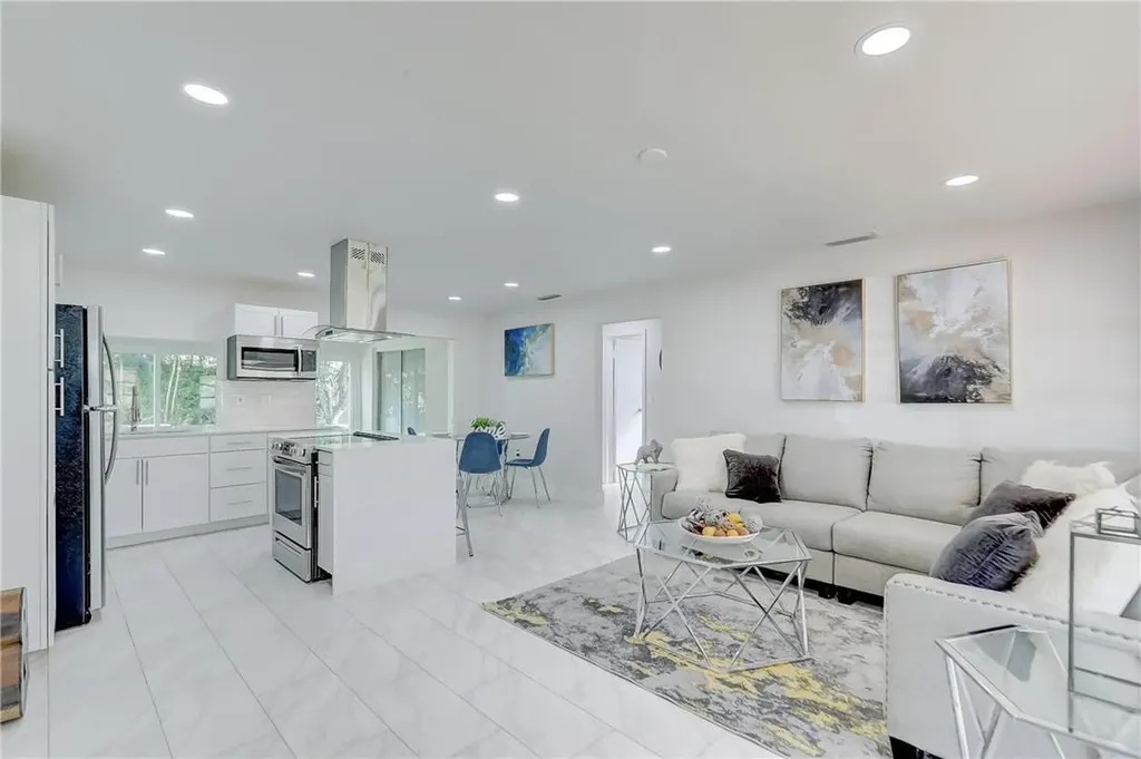 2110 NW 74th Avenue Sunrise FL 33313