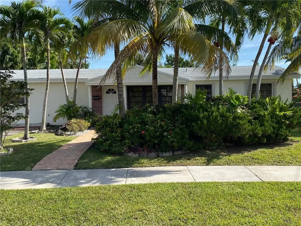 20131 SW 104th Court Cutler Bay FL 33189