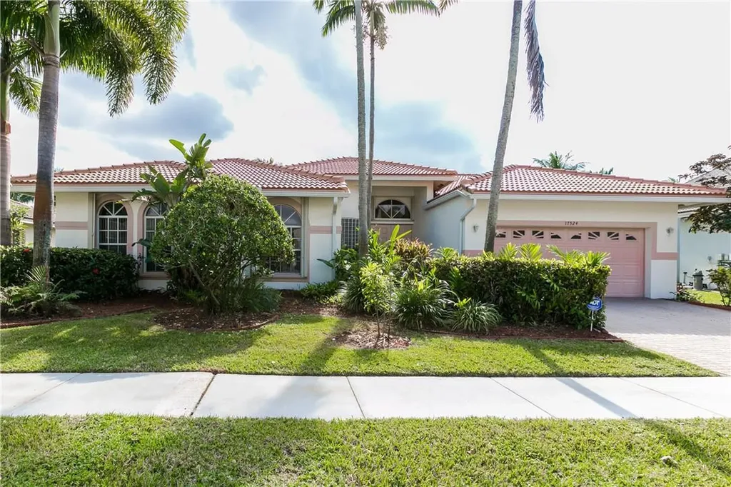 17524 SW 12th Street Pembroke Pines FL 33029