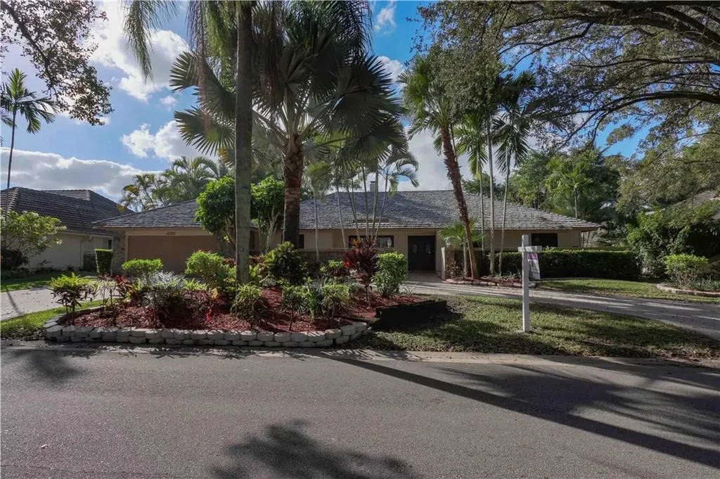 488 NW 104th Avenue Coral Springs FL 33071