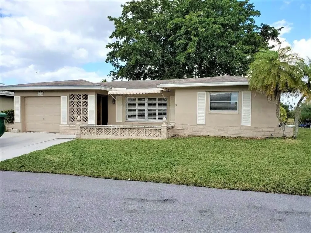 5005 NW 51st Court Tamarac FL 33319