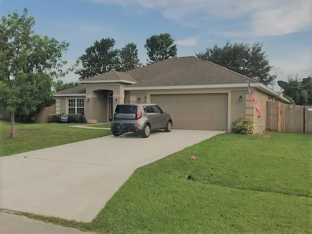 570 SW Ryder Road Port St Lucie FL 34953