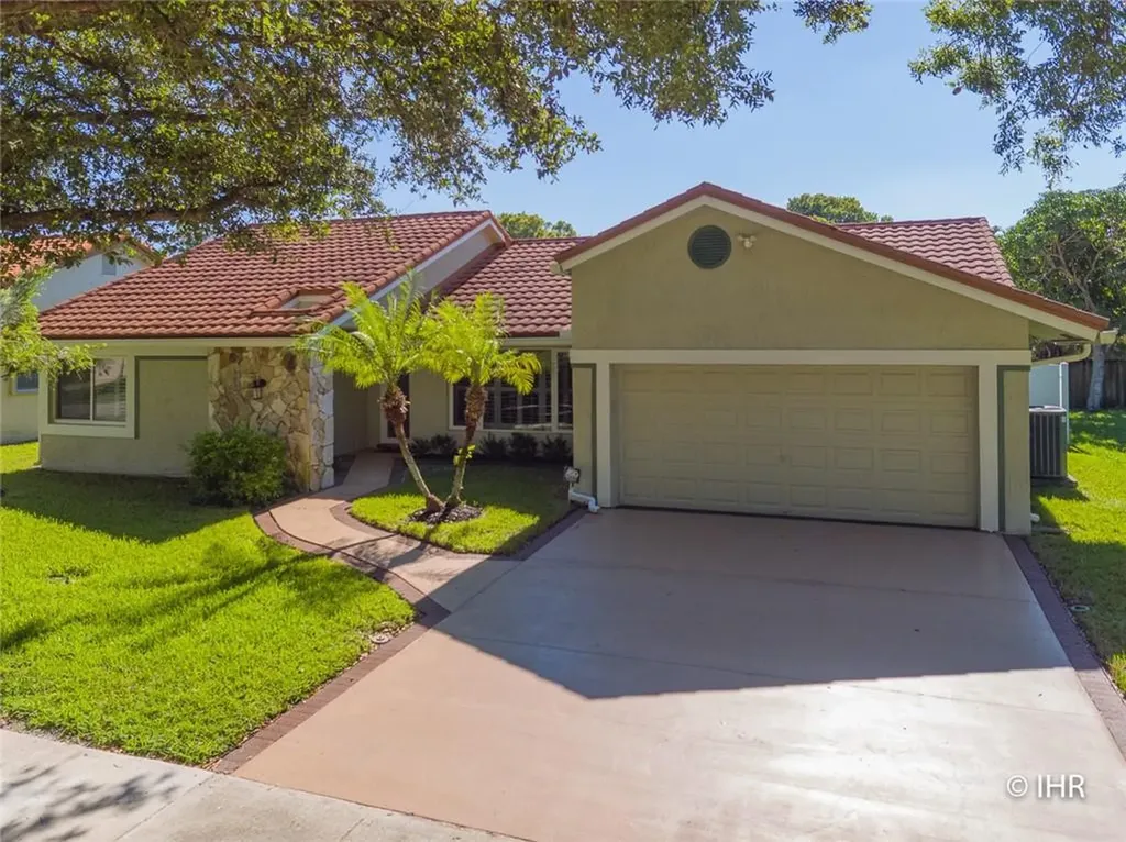 10502 NW 6th Street Plantation FL 33324