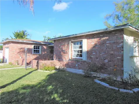 6502 SW 7th Place North Lauderdale FL 33068