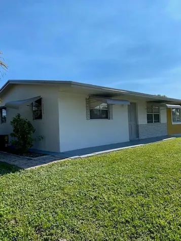 1900 SW 69th Terrace North Lauderdale FL 33068