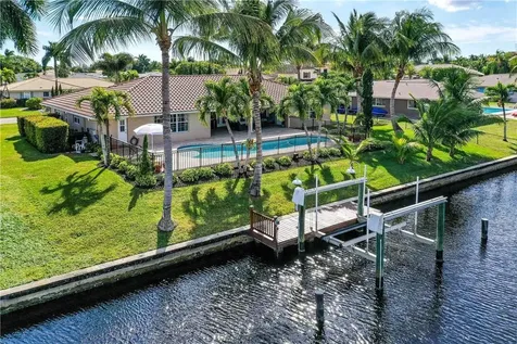 977 Clarellen Drive Fort Myers FL 33919