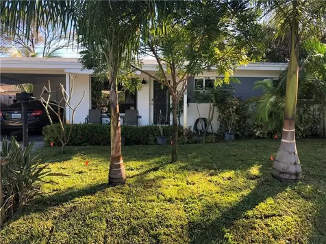 2208 NW 2nd Avenue Wilton Manors FL 33311