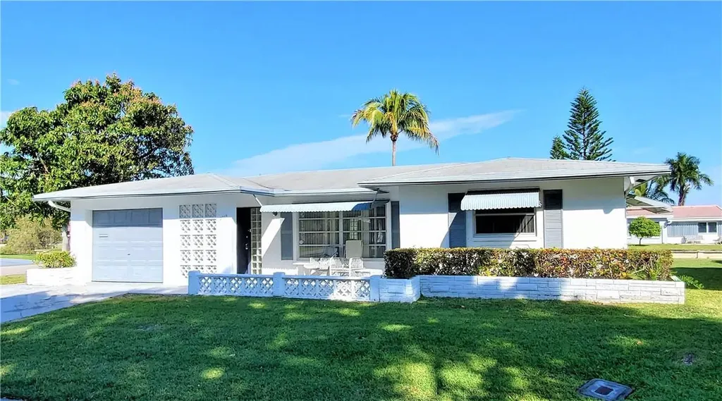 4919 NW 51st Court Tamarac FL 33319