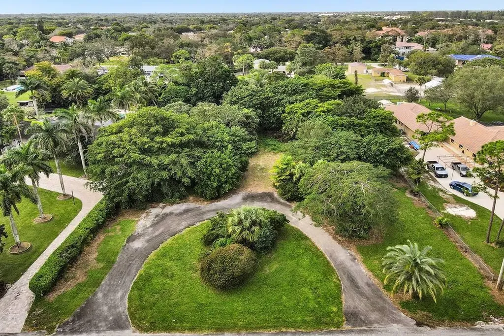 5373 NW 79th Way Parkland FL 33067