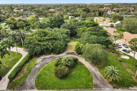 5373 NW 79th Way Parkland FL 33067