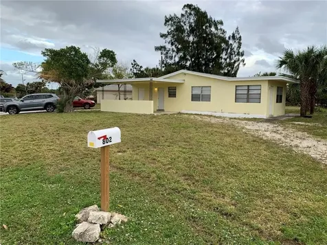 802 NW 1st Street Boynton Beach FL 33435