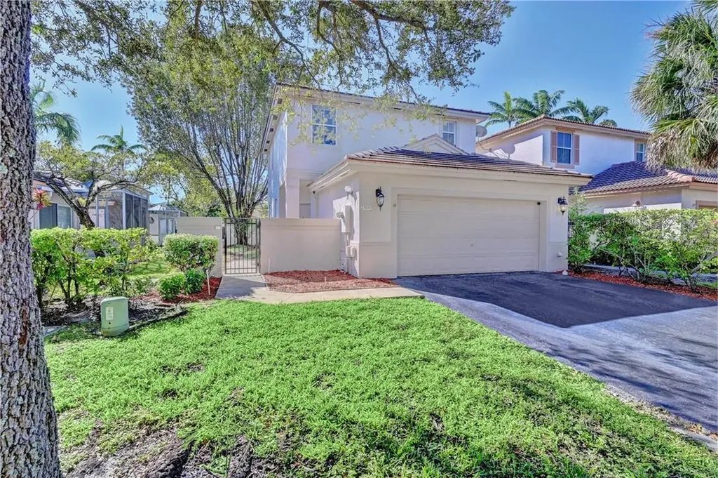 7500 NW 3rd Court Plantation FL 33317