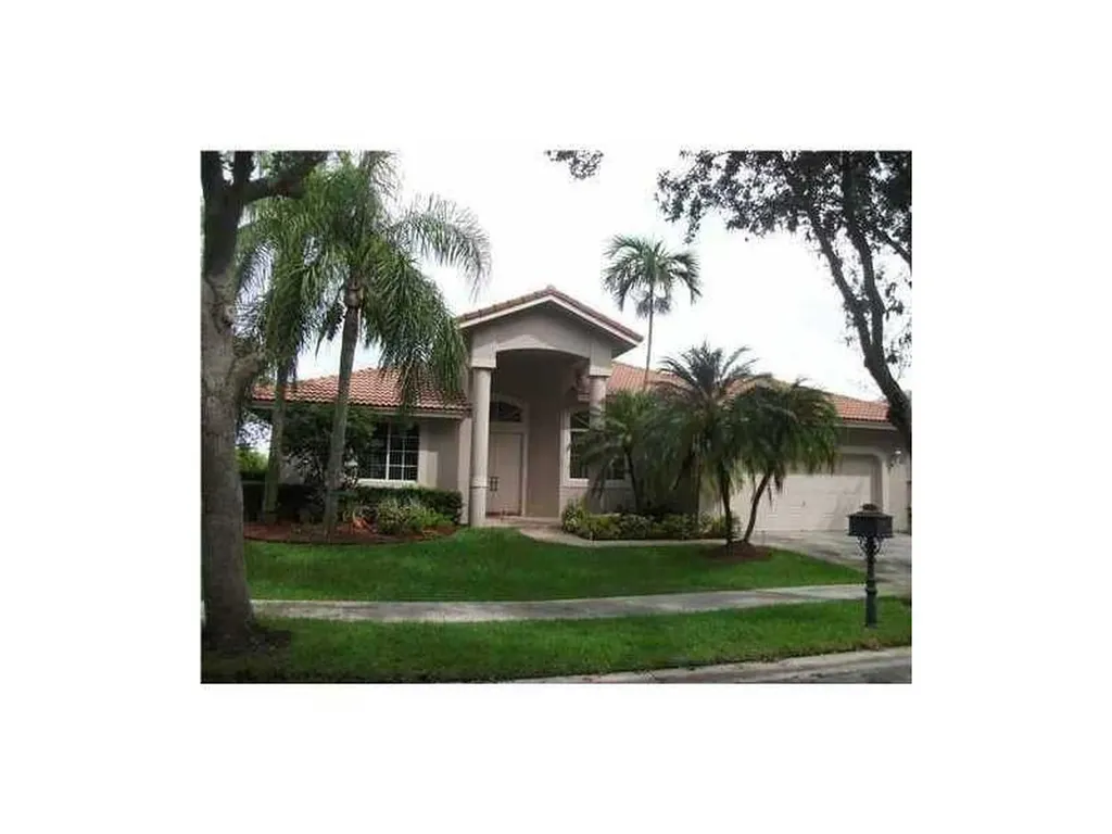 2653 Oakbrook Drive Weston FL 33332