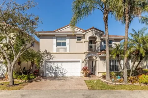 1570 Seagrape Way Hollywood FL 33019