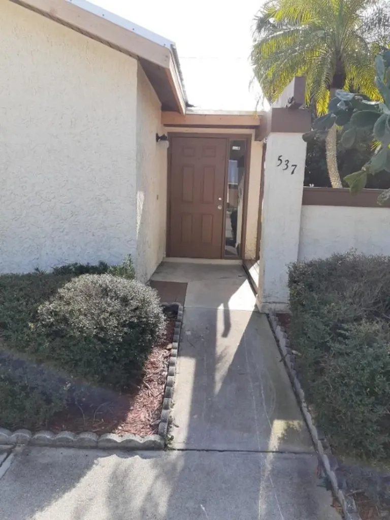 537 SW Tamworth Street Port St Lucie FL 34953