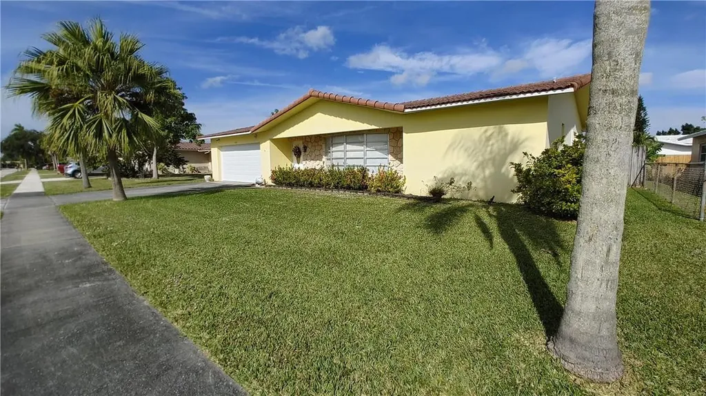6631 NW 21st Street Margate FL 33063
